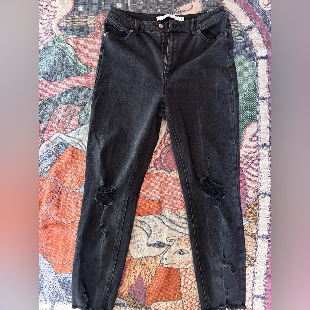 Tinseltown Black Distressed Skinny Jeans